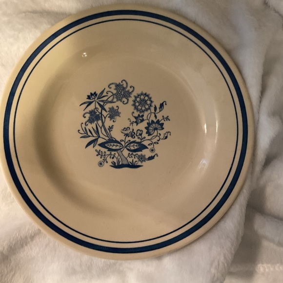 Vintage Brazil Oxford Plate 7.25" Blue Floral Tree Plate. - Picture 1 of 3